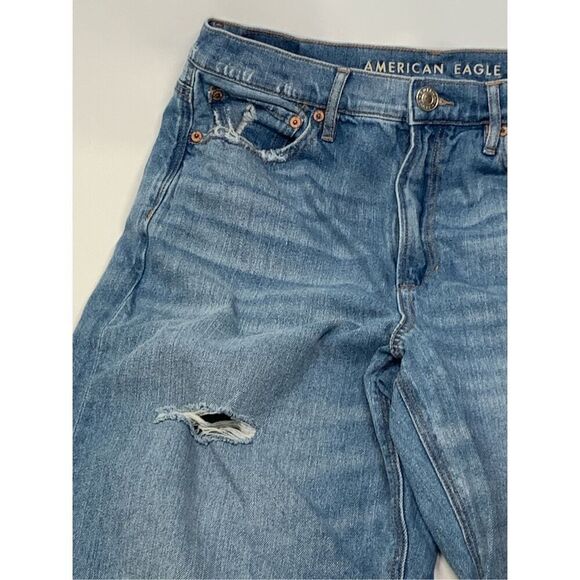 American Eagle Womens Distressed High-Rise Straight Jeans Light Wash Size 10 - Picture 3 of 11